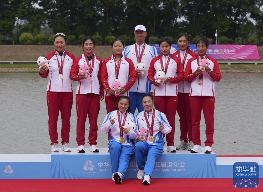 全国比赛：浙江队夺得女子500米静水双人皮划艇