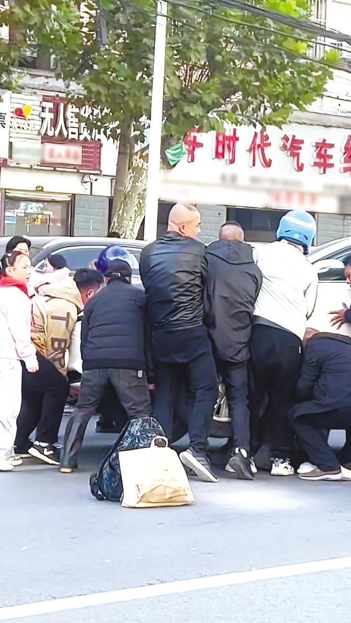 在仙桃的街头，没有什么