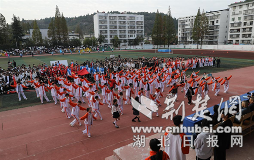 ںϼ˵Ļ¿ڵһеʦչʾԼ