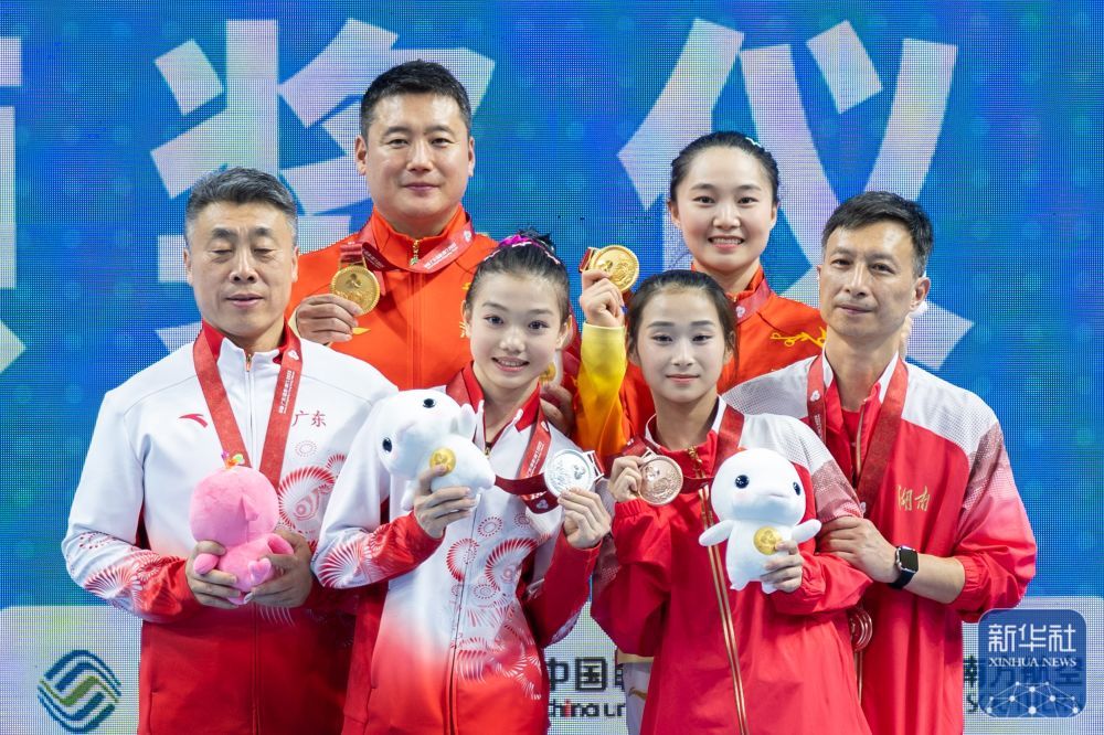 全国锦标赛丨赵佳怡夺得女子自由体操冠军