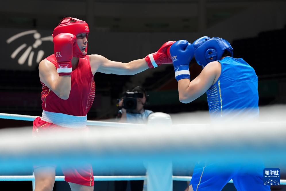 全国锦标赛|拳击-女子75公斤级四分之一决赛:王