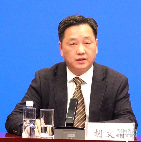 阳新县年均游客人数突破1000万人次，旅游收入增长20%以上。