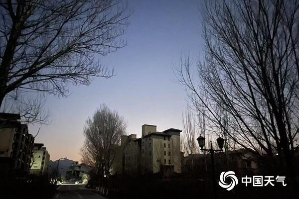 北京今天晴冷持续最高气温7℃ 周五或迎降雪