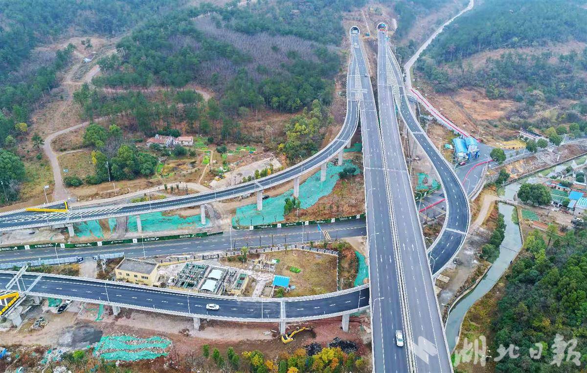 荆门市新增一条“空中走廊”