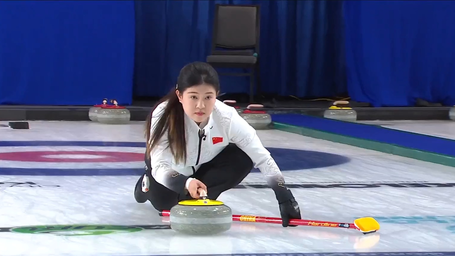 米兰冬奥会冰壶混双资格赛：中国队12强