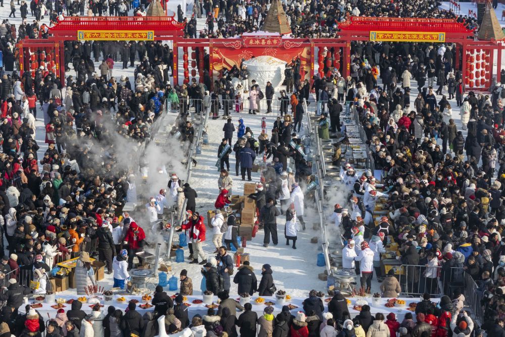 冰雪盛宴火热开启!中国让“冷资源”释放“热动能”