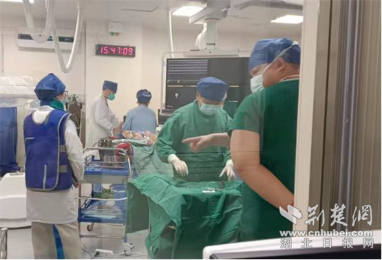 荆门市中医院与武汉市儿童医院携手救治暴发性