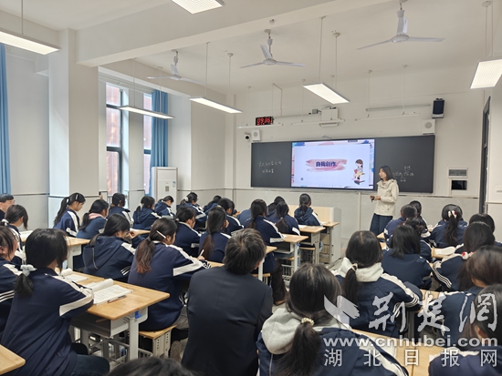 黄石市中职学校11月份联考质量分析会暨教研活动举行