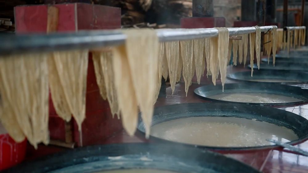 新华社视角｜人才引领、生态助力、数字化转型——追踪质量发展图景