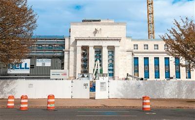 年度涨跌创历史新高，今年美元到底怎么了？