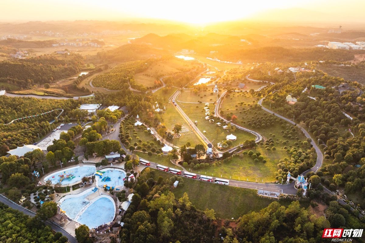 “链”上湖南 “湘”创未来丨湘赣边界崛起“三日游”目的地，花湖谷这样把山水变“流量”