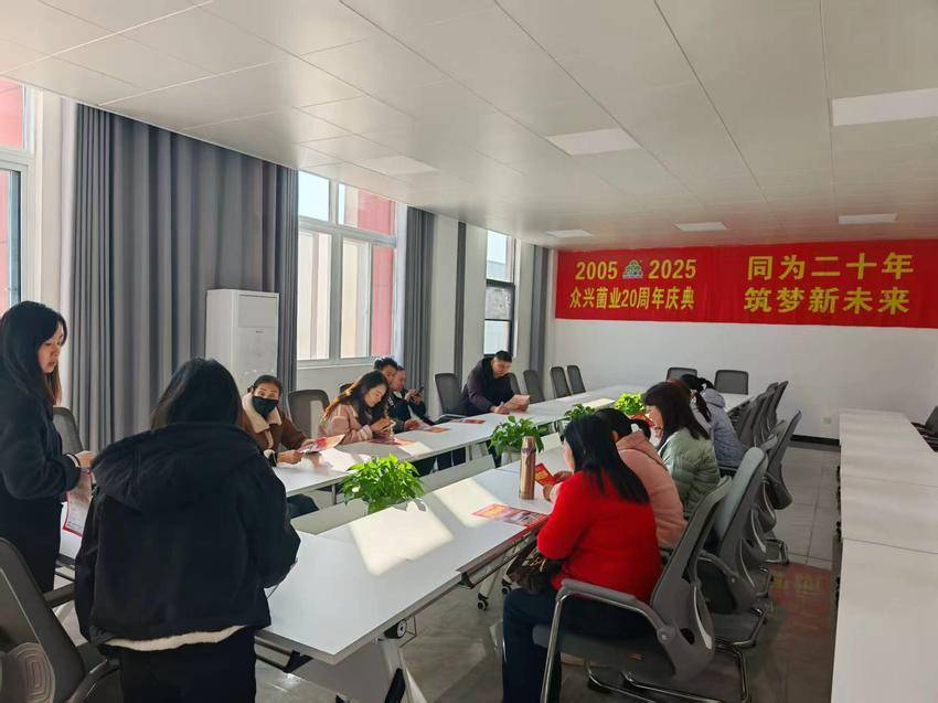 云梦吴铺镇：零工驿站“送工到企” 精准服务助力稳岗就业