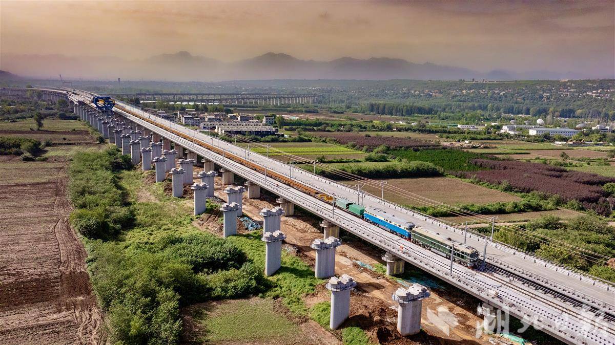 为了安抚毛主席，湖北做到了，中国也做到了！