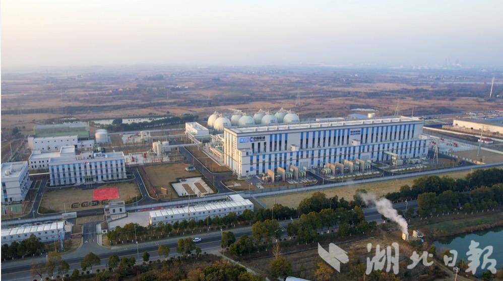 ����ǰ�������в�����������Ŀ���Ͷ�ʳ�2000��Ԫ