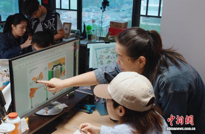 台胞大陆创业打造“爆款” 用文化点亮城市记忆