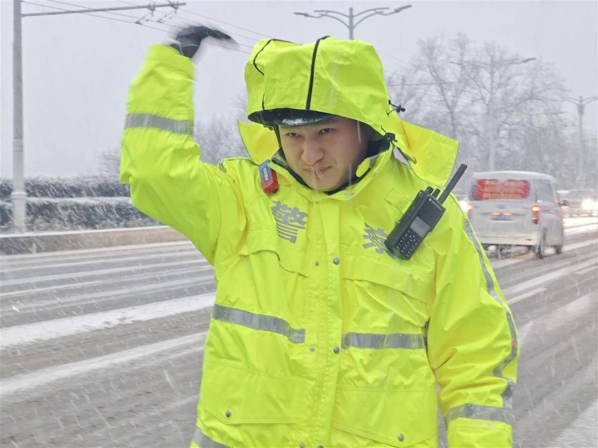 最美不是雪景 是雪中的人