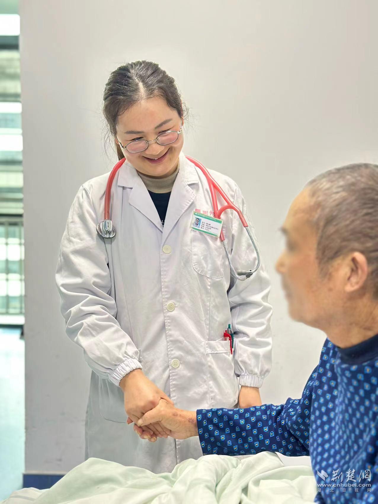 肾病遇上“肺发霉”，荆州市中心医院成功救治一例疑难危重病例患者
