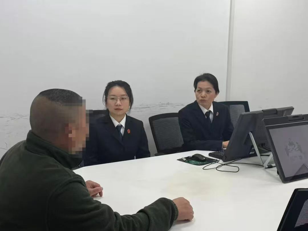  冬日暖阳 “执”护民生