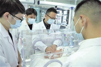  呼吸道合胞病毒阳性率整体呈上升趋势 1岁以内的宝宝可预约注射抗体针
