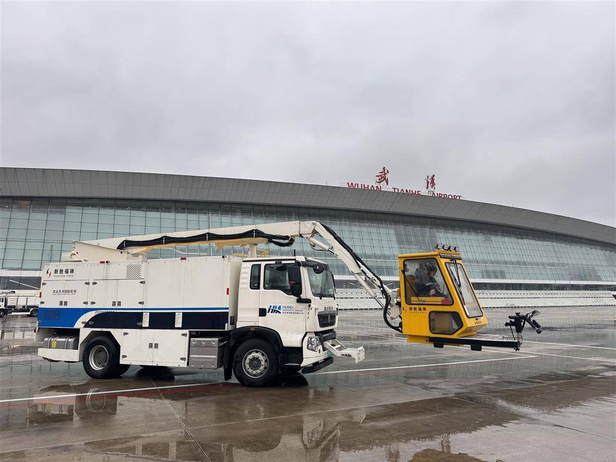东湖快语丨打好这场“雪”战③：一套战雪“组合拳”，护九省通衢大动脉