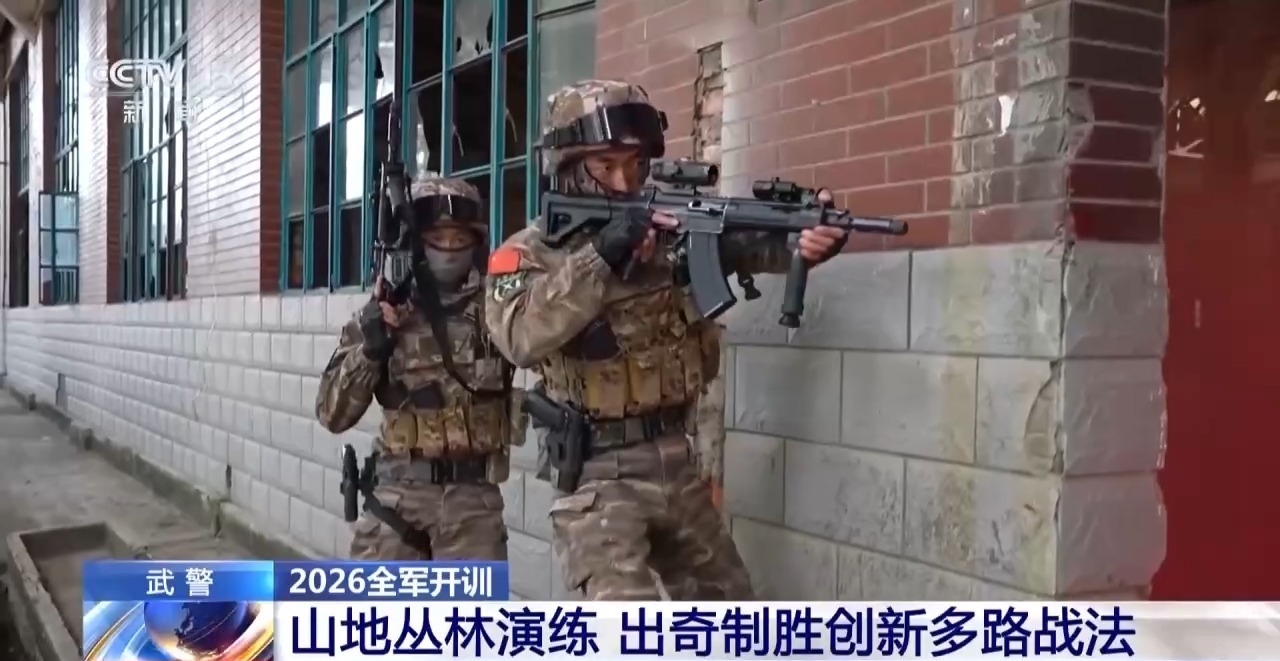 视频丨第一堂训练，不会有“热身”练习。人、