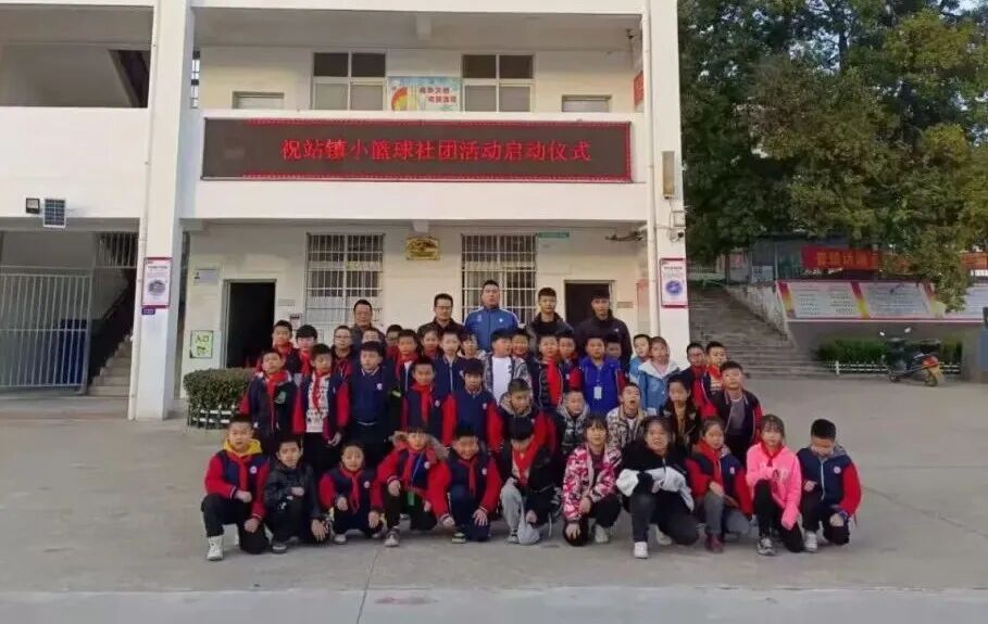 孝南“傻哥”沈贞鹏：凡人善举点亮乡土 青春担当温暖人心