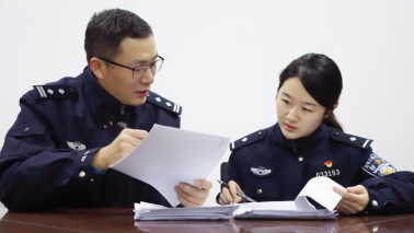  一所三英模：三对师徒接力，守护青山平安