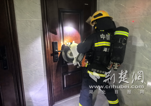  两站联动破痛点 荆门消防双线协同开展高层演练