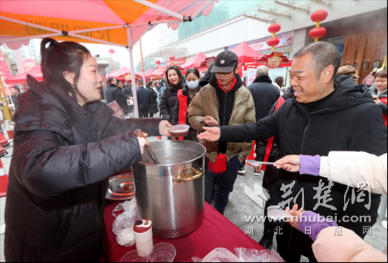 湖北荆门：腊八至 年味浓