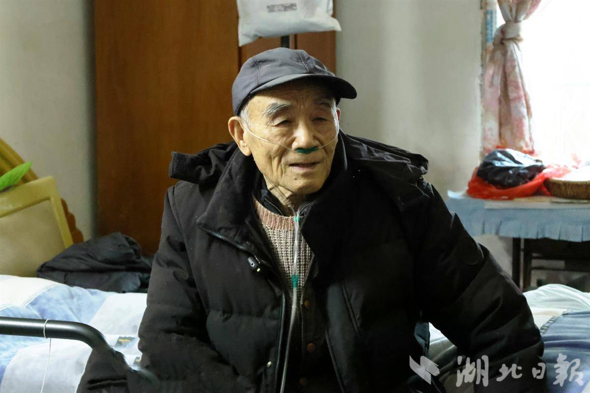 台湾网友在湖北黄梅找到亲人 90岁老人隔空喊话：“我的时间不多了，盼台湾侄孙早日回家！”