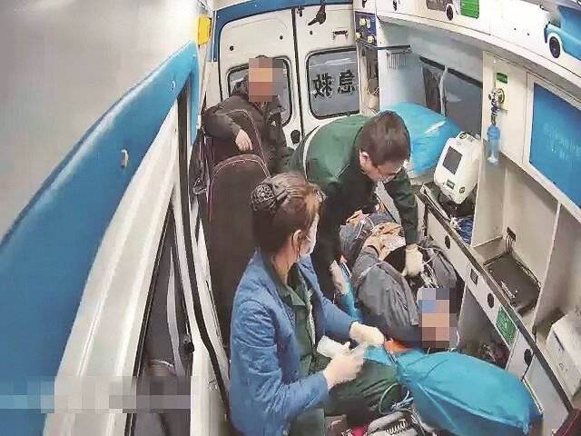  32秒调度，救护车164秒抵达 宜昌62岁男子 心跳骤停获救