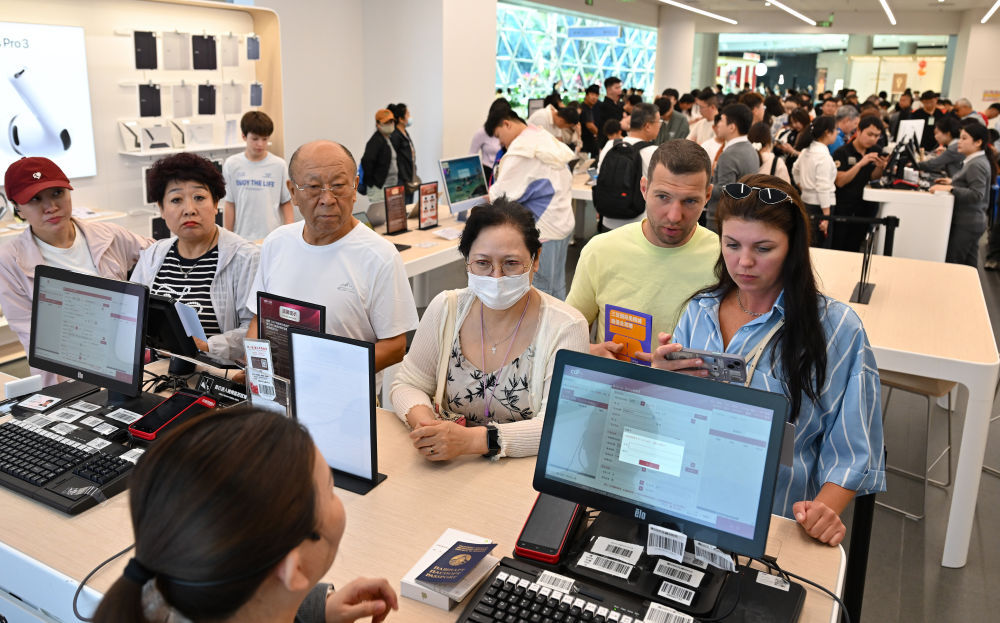 离岛免税购物火爆显示海南国际旅游消费中心活力