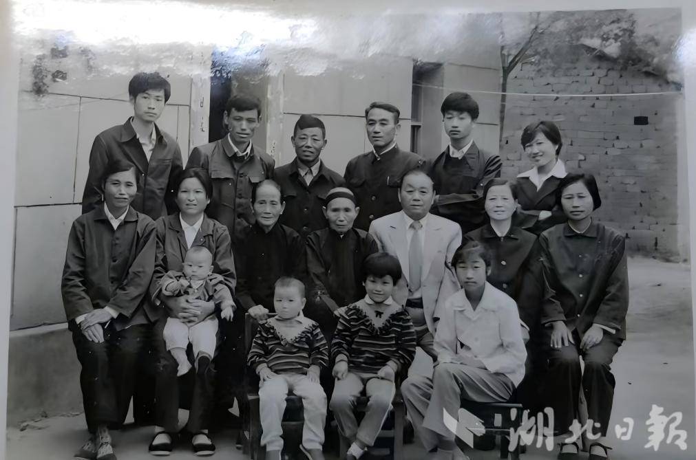 30年寻亲梦圆！国台办助力台胞在湖北黄梅找到亲人