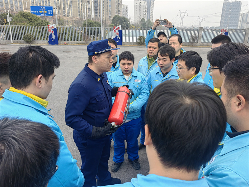 咸宁消防联合燃气企业组建消防志愿服务队