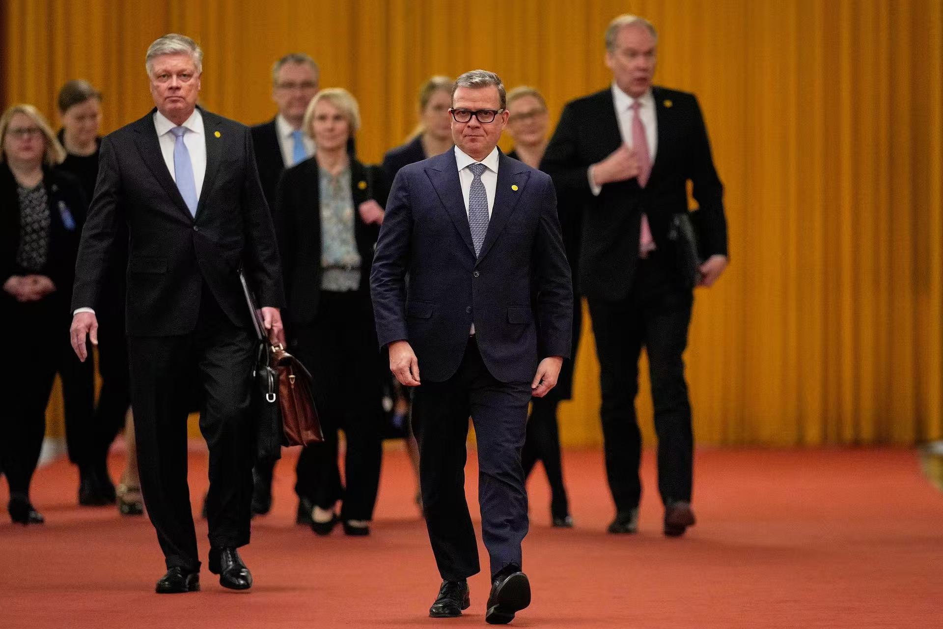 Western leaders step up engagement with China amid global uncertainty