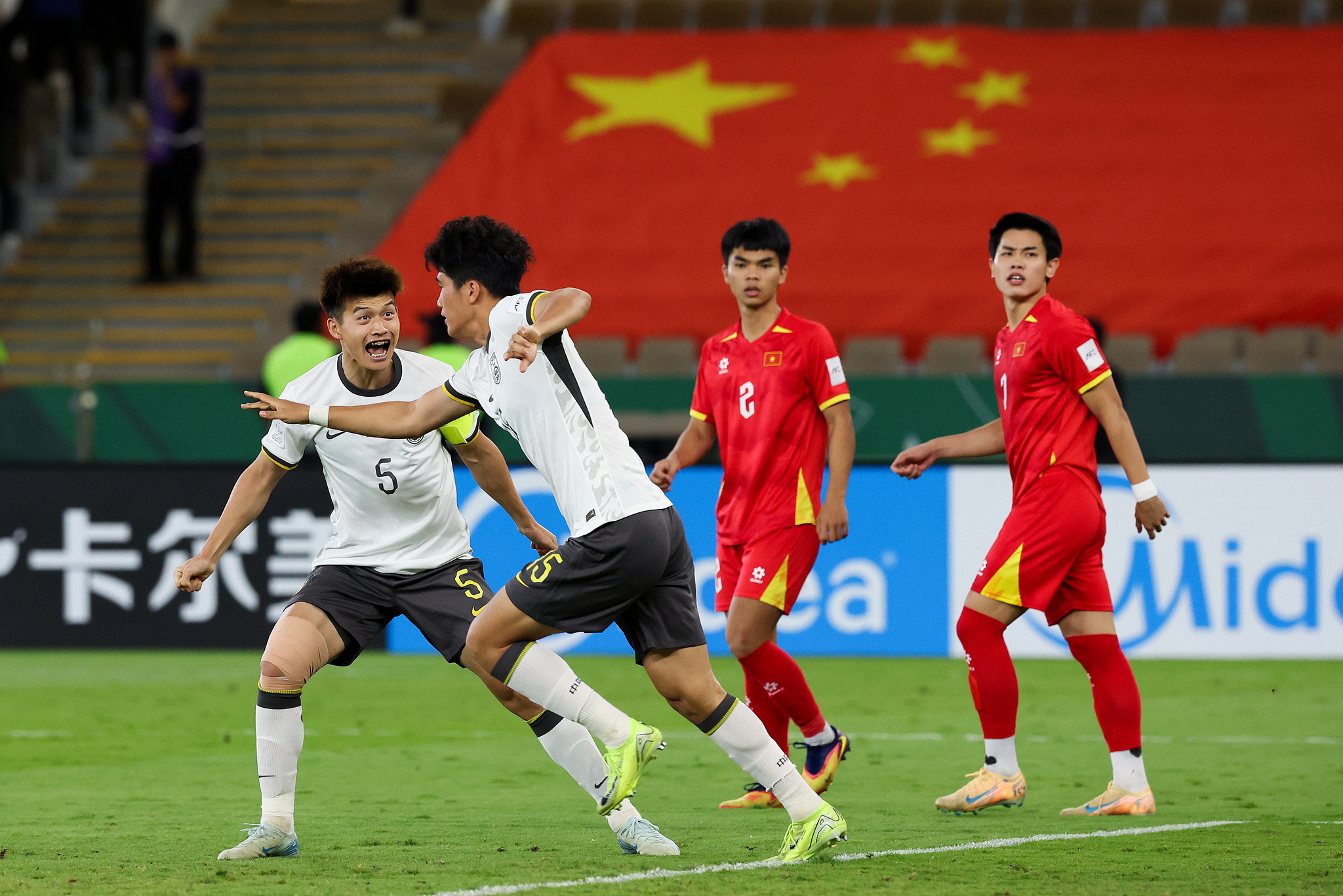 3:0击败越南队，中国队首次闯入U23男足亚洲杯决赛
