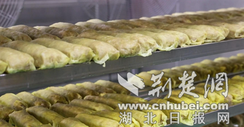 湖北润物食品公司：智能化产线开足马力 非遗蟠龙菜“智造”开门红