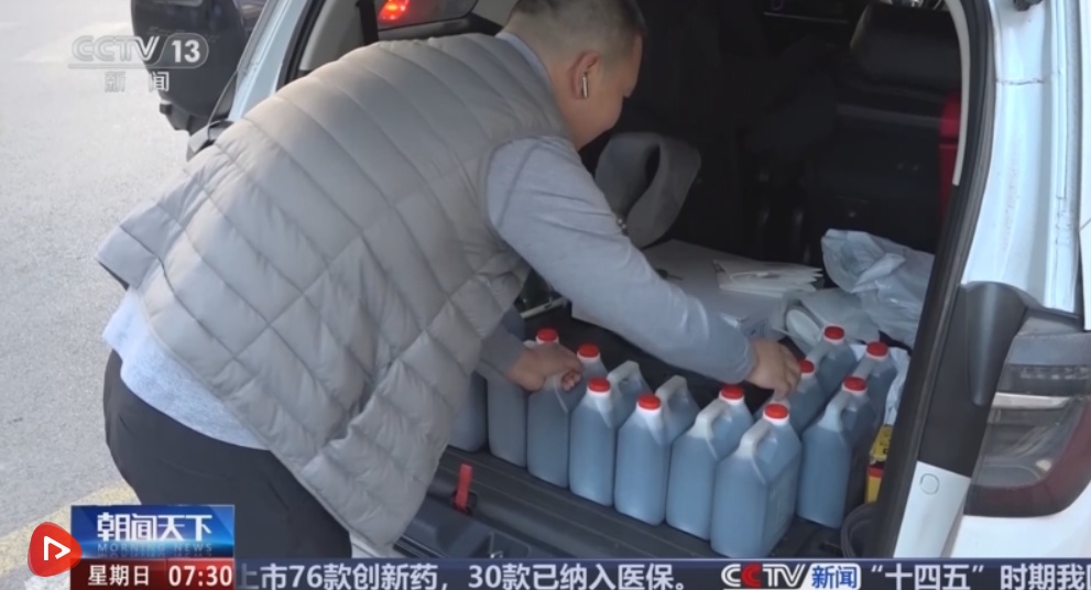  多地消费市场购销两旺洋溢浓浓年味儿 传统习俗“拉满”节日氛围感