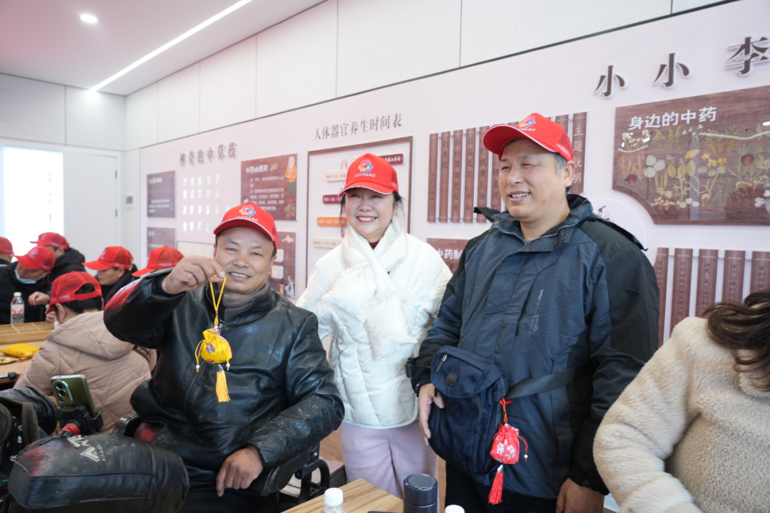  孝南区残联深耕文化助残：一场读书会、一只香囊、一次游园，幸福由此启程