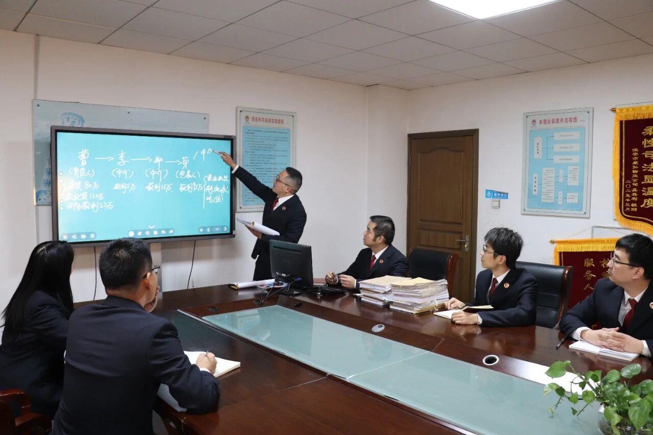 关关造假层层包装 8名“黑中介”16名“职业背贷人”获刑