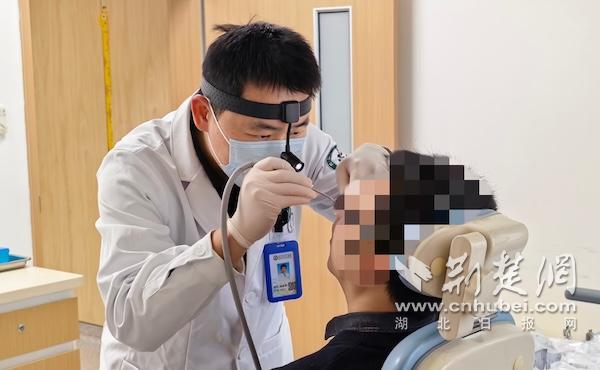 八年鼻出血不当事 寒潮一来“流不停” 医生及时手术止血