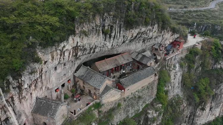 30 Years on the cliff: one man and a temple