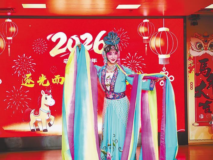  病友抖音喊话“想听汉剧” 武汉汉剧院真的把戏送到了医院