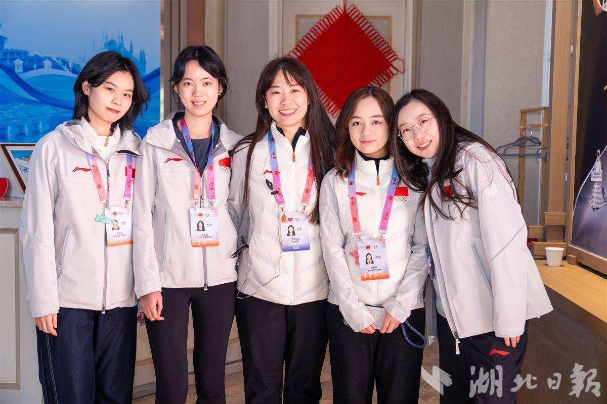 18岁武汉女孩从北大到米兰，在冬奥会向世界讲中国体育故事