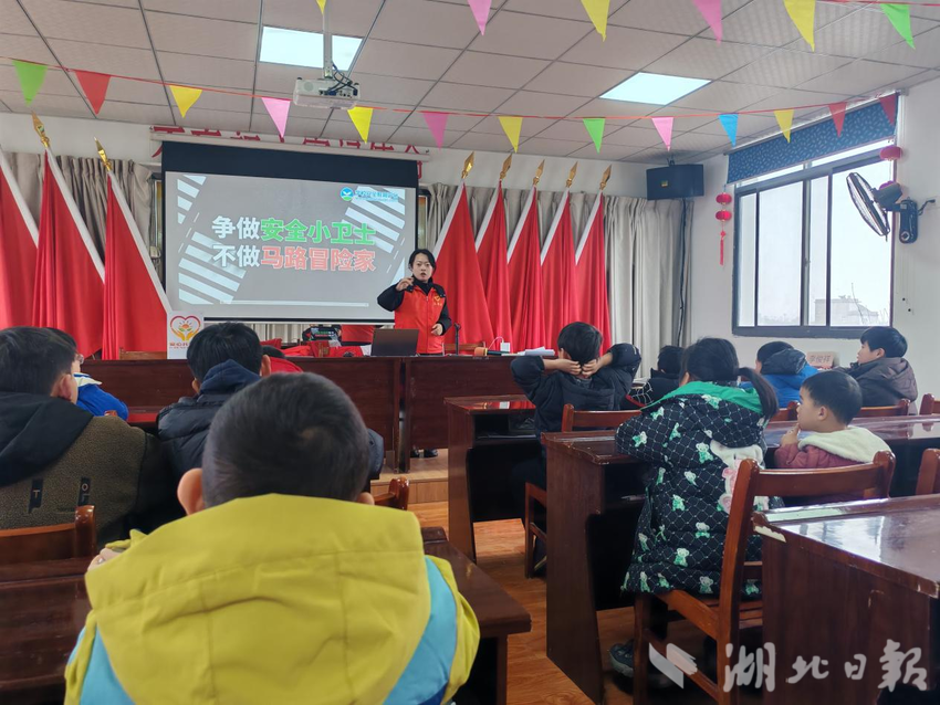 寒假托管班收官 安全甜蜜伴童行