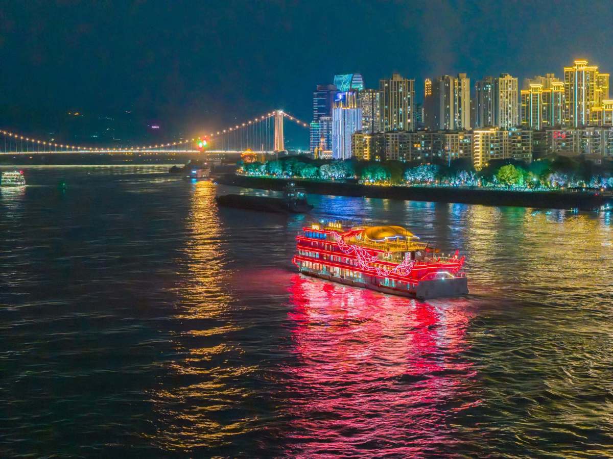 七力势起丨“楚风号”上玩穿越 千年楚韵亮出新风景