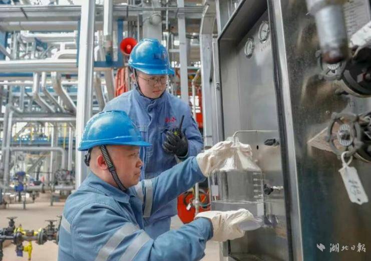  打破进口装备依赖  中韩石化120万吨/年航煤加氢装置投产成功