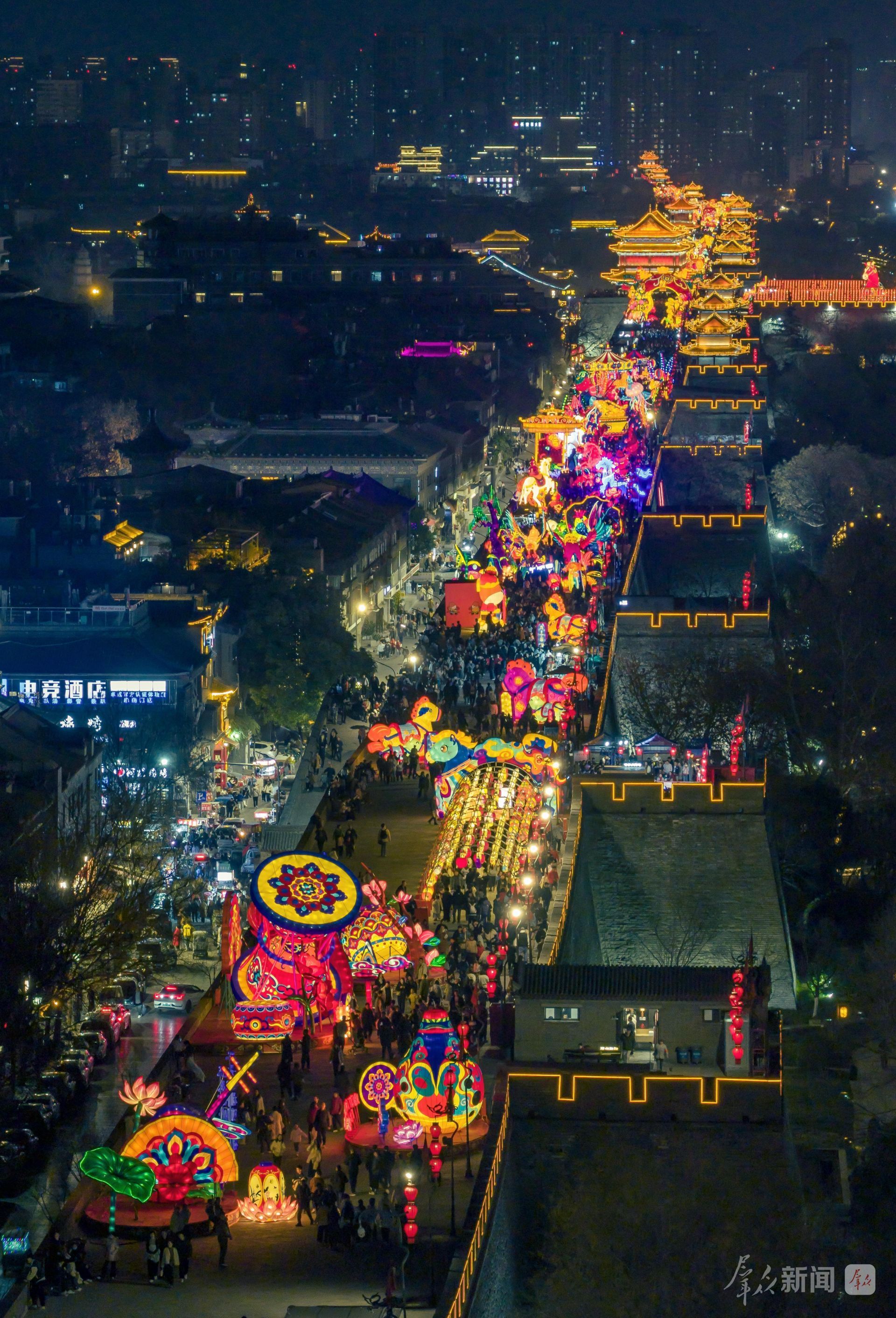  文旅融合年味浓 新春盛宴乐三秦