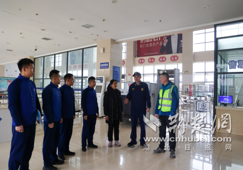  荆门：“防消联勤”织密春运安全网 双线守护返乡路