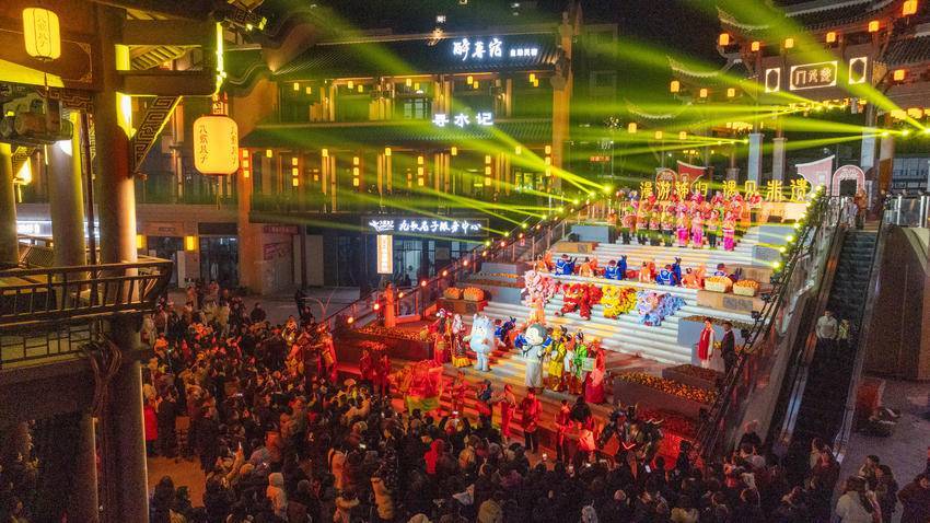 湖北秭归：非遗“闹”新春